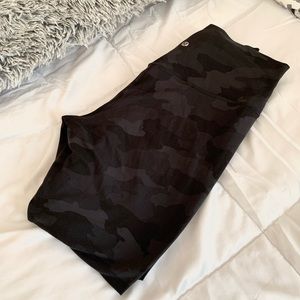 Lululemon align leggings! 25” camo